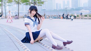 白白的~甜甜的~学姐请你吃热恋冰淇淋~💕