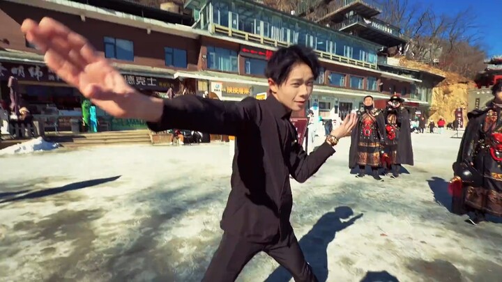 ฉันถูกโอบล้อมด้วยขุนเขา ทิวทัศน์ธรรมชาติสวดภาวนาให้ฉัน