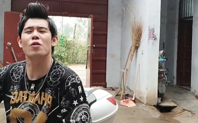 Lần đầu tiên chơi nền tảng này, không biết thế nào nhỉ