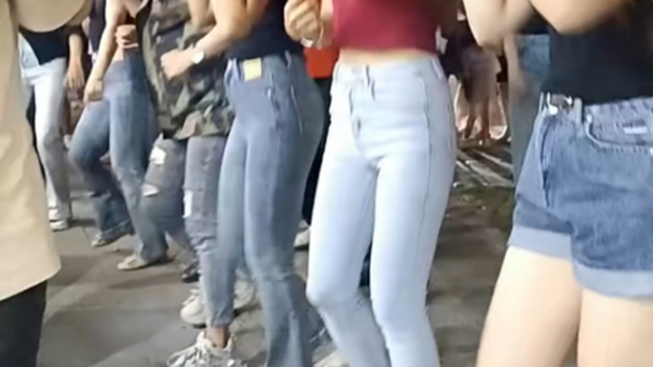 临沧美女“打歌舞”继续上新