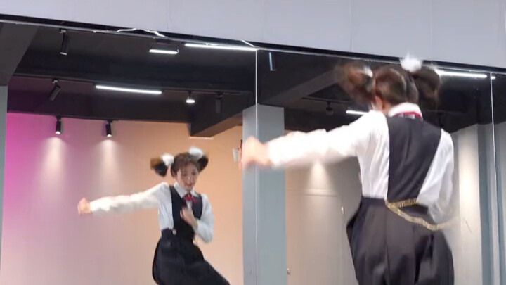 Loli God's Requiem Dance