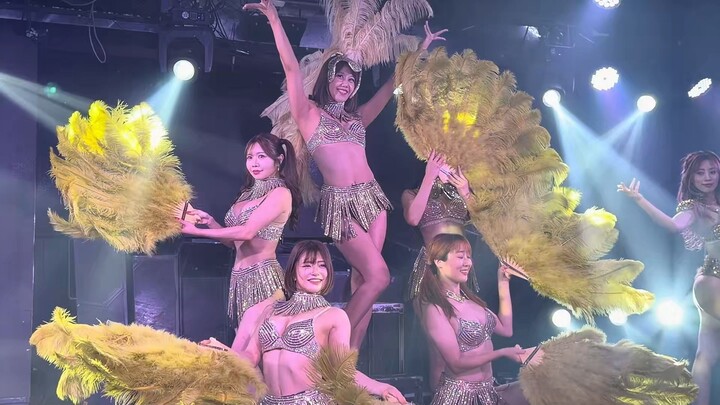 العرض الفني لـ "بابي"