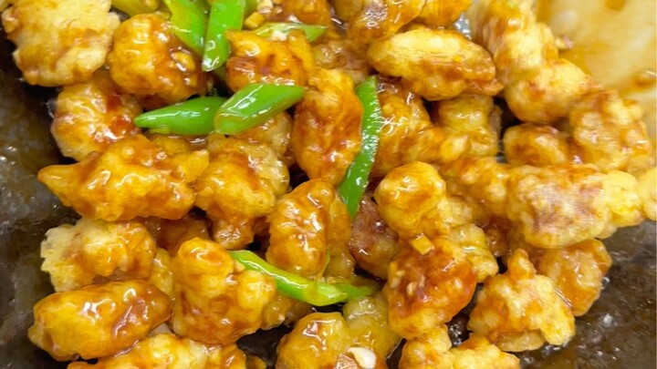 Lưu nhục đoạn và Quách baô nhục chỉ được gọi một món, bạn sẽ gọi món nào?