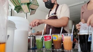 โอเลี้ยง1ชาไทย1เนสกาแฟ3ชาเขียว2^^มาชงกับโบว์กับน้องบอยกันค่ะ🥤