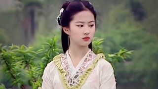 简简单单的装扮就美的清新脱俗！