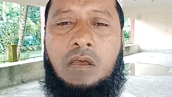 আদর করি মানুষ আল্লাহ বানাইয়া,