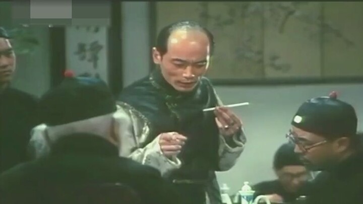 吃完烤鸭用面饼擦嘴 吃一口就知道不正宗