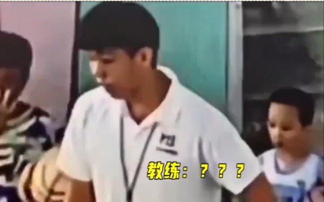 《落 坨 翔 子》