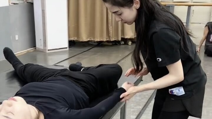 ฉันอยากดูถังซืออีเต้น!