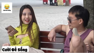 Mặc Đồ Mùa Hè Vào Mùa Đông Ra Phố Và Cái Kết :) #Prank