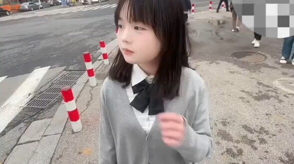 Shut up—Jiangnan water town; speak up—Northeast China’s granary.
