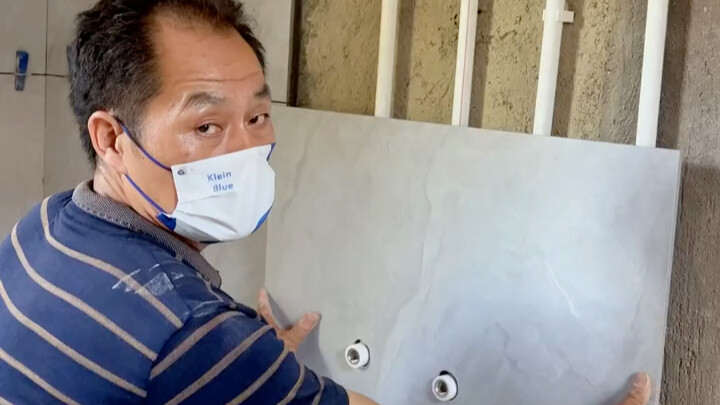 师傅估计惊呆了😎红锅师徒瓦工装修贴砖