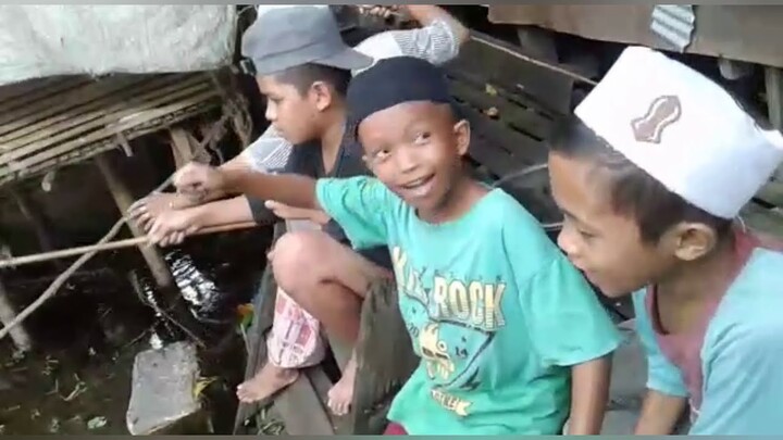 Viral Bikin Ngakak . Lihat Kelakuan Para Bocil, Yang Terakhir Bikin Geleng-geleng