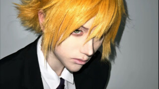 This guy has 49 cosplays in a year. This is the change of his balance