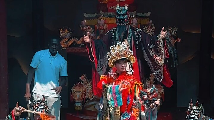 What a success, folks! Today, I'm honored to be working with Chen Chunian and KhabyLame to showcase 