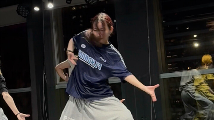 Bài nhảy này có thể nhảy cả trăm lần!!!