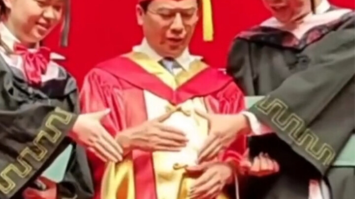 The principal looks so adorable scrambling around, hahaha