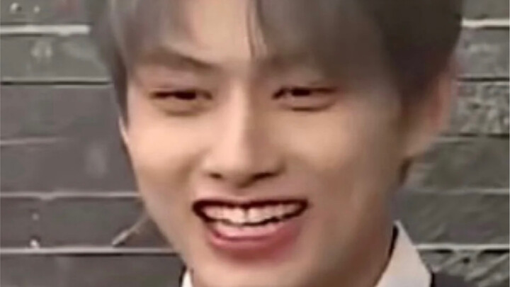 【Wen Junhui】Other idols need to manage their expressions; Wen Junhui needs to manage the laughter.