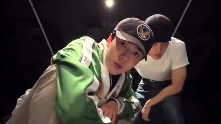 Kim Jong-in × Oh Se-hun’s “Rover” Dance Challenge! 🐤🐻