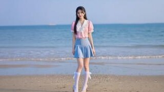 Sunset by the Sea Song, Cute Girl Dancing