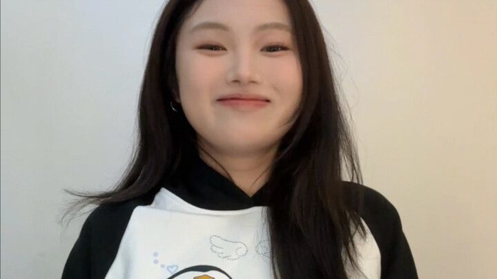 5 Effortlessly Stylish Hoodies!