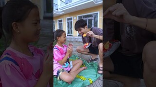 SHK - Kẻ Bắt Nạt vs Cô Bé Ăn Xin - The Bully vs The Beggar Girl #shorts #sad  #funnyvideo #sadsong