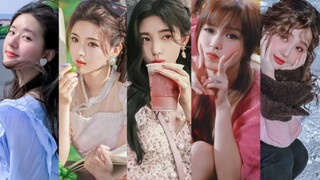 Who can resist female celebrities who love posting live photos?! Their live photos are truly breatht