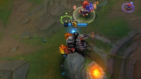 Facing a Korean‑server ace playing Ekko, I found myself in a 4v5 situation with a lazy team, but in 