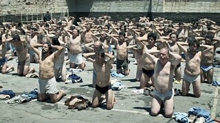 49 Prisoners Dug a 60 Meters Tunnel With Spoons & Screwdrivers To Escape !!