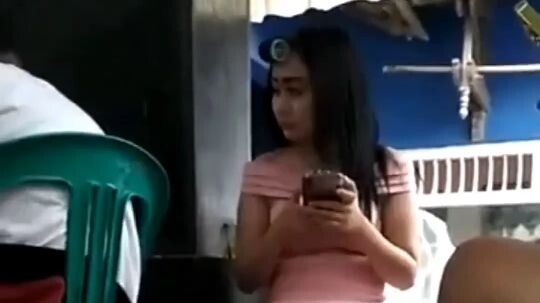 Berkibarlah dengan kekuatan angin..