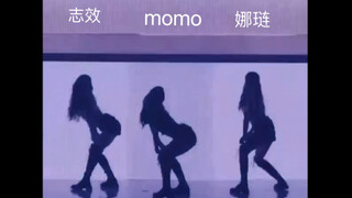 「TWICE」I know you didn’t see it clearly, I took a screenshot
