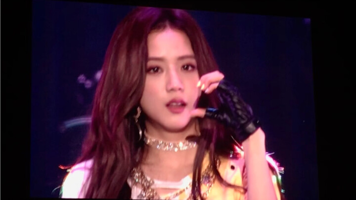 JISOO | SAMPAI JUMPA NANTI Layar besar yang begitu indah hingga tak bisa berkata-kata