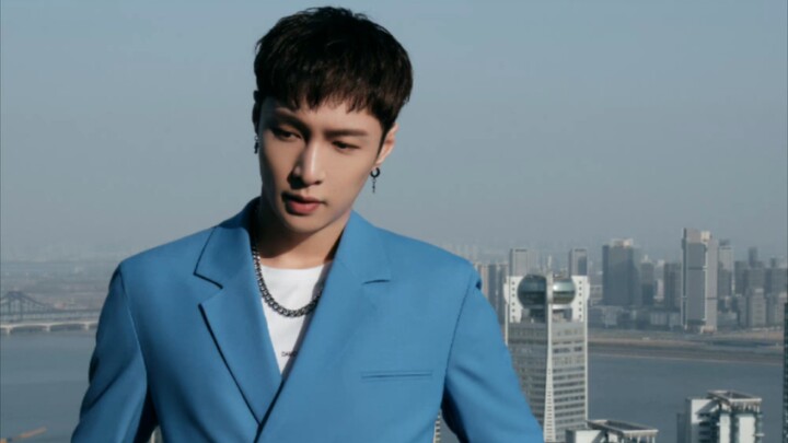 [Zhang Yixing] Here’s a joke: Jackie Chan doesn’t like Zhang Yixing.