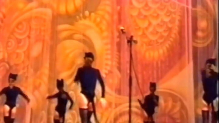 Russian girls dance campus festival performance