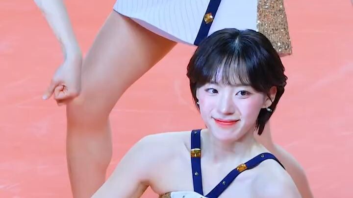26.2.6 Aku yang Terbaik, Kapten Pemandu Sorak Hyun Jihyun