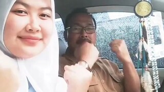 bikin vidio sama pak guru