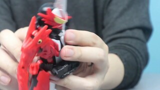 The genuine Kamen Rider Saber toy is less than 100 yuan, super movable and has dialogue sound effect