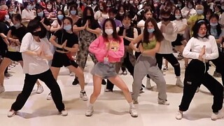 【(G)I-DLE】 أغنية البداية LATATA الجو رائع أثناء الغناء والرقص من يرقص معنا في نينغبو لأول مرة رقصة ع
