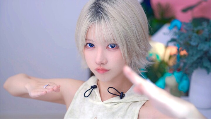 "Great, it's Ultraman Ace! We're saved!"