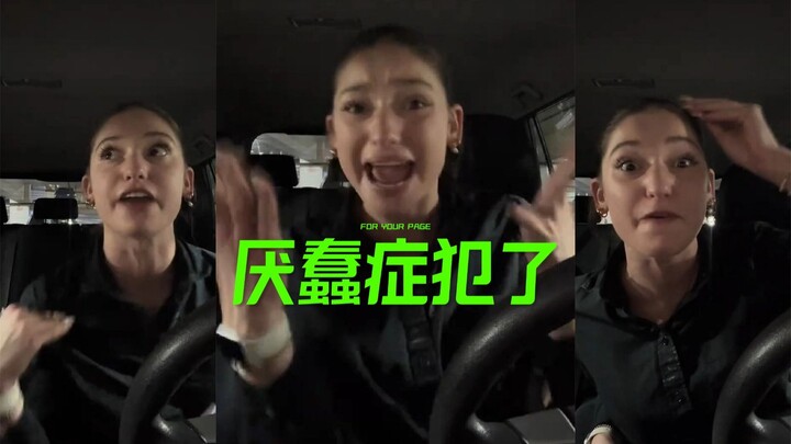 Pelayan benar-benar kewalahan dalam sekejap; seorang pelanggan vegetarian nyeleneh malah bertanya, “