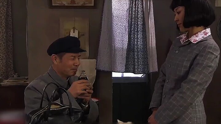 เรื่องวุ่นวายที่เกิดจากหางหมูหนึ่งอัน "ละครพูดเร็วเล่าเรื่อง" "คนเป็นเหล็ก ข้าวเป็นเหล็ก"