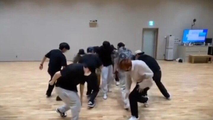 มีใครที่เข้าใจช่วยอธิบายให้ฉันหน่อยได้ไหม...