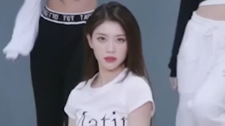 [Self-edited 4K vertical screen live shot] Shen Xiaoting WE FRESH practice room