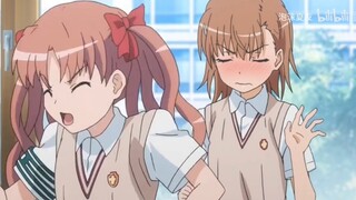 Bumerang itu kembali menghantam Kuroko tepat di antara kedua alisnya.