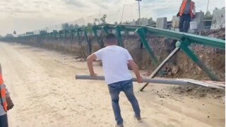 Chỉ có thể làm công việc chân tay
