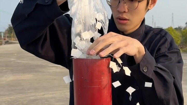 Zero-Cost DIY Giant Firework Creates a Snowstorm