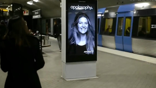 最强互动广告：发随车动…