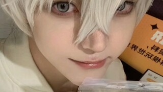 【مقطع محفوظ ذاتيًا】أخي الباب يُظهر دون قصد صوتًا غنائيًا مذهلًا