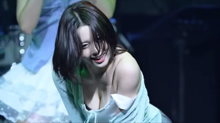 Cute girl love dance