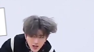 [Meme Encyclopedia 98] April Meme Roundup! Lawyer's Letter Attacks Bilibili? Authentic Avengers Meme